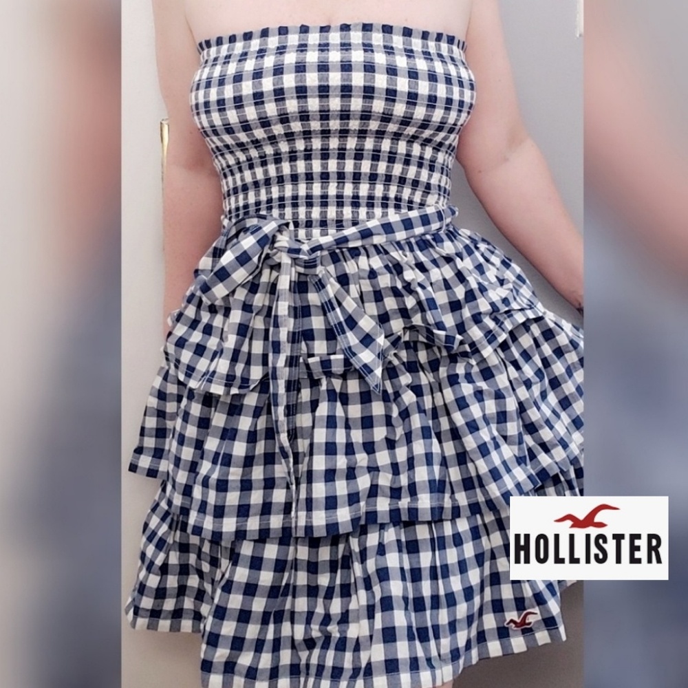 ⭐NWOT⭐ HOLLISTER GINGHAM DRESS IN BLUE& WHITE